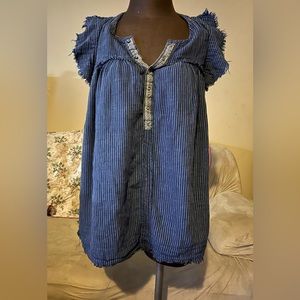 Free People Blue Combo Blue Ridge Indigo Top pre-owned GUC XS